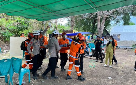 Personel Korbrimob Polri Terus Bergerak, Evakuasi Korban dan Penuhi Kebutuhan Warga Terdampak Gempa